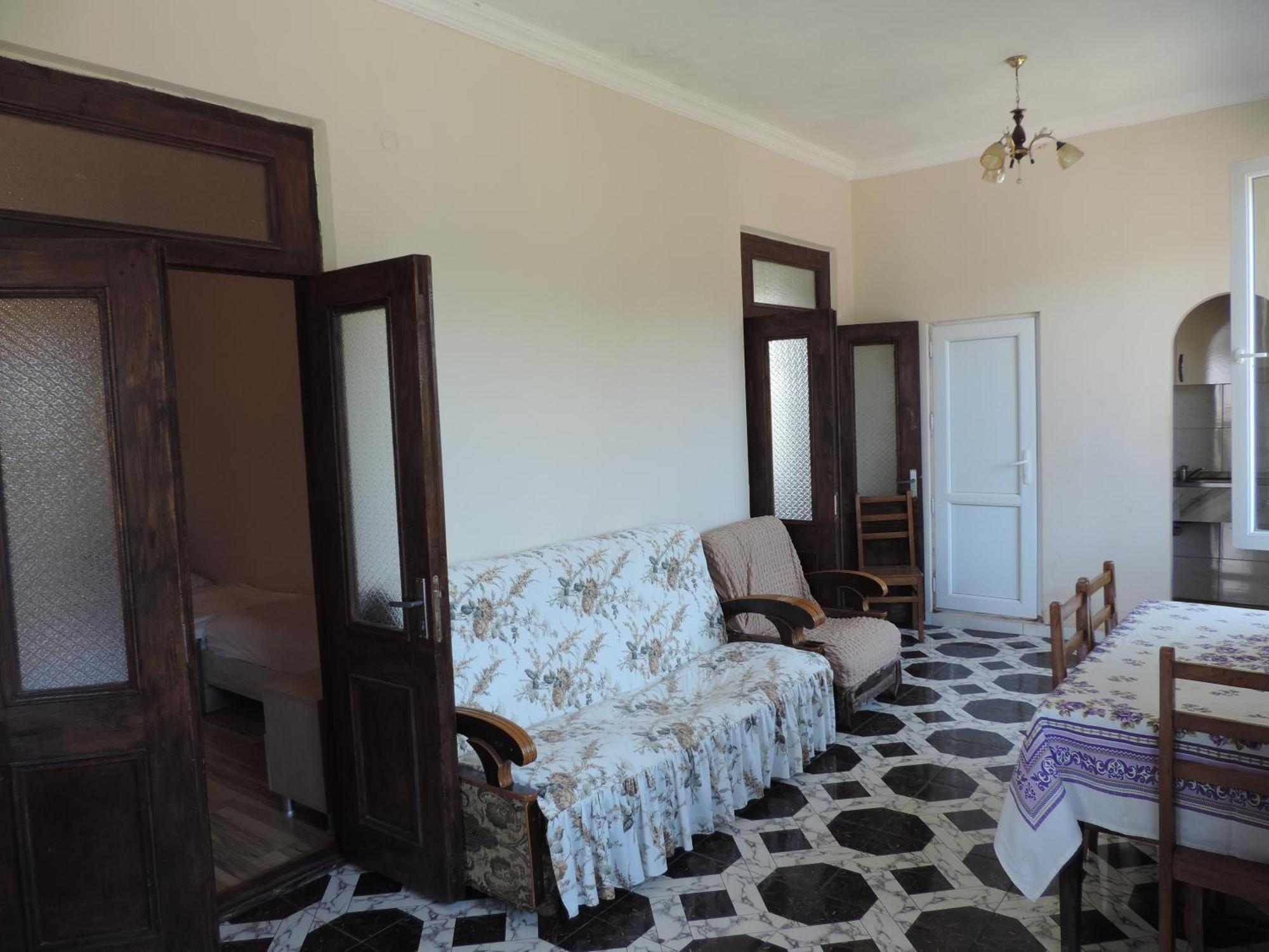 فندق Ok House! كوبوليتي المظهر الخارجي الصورة