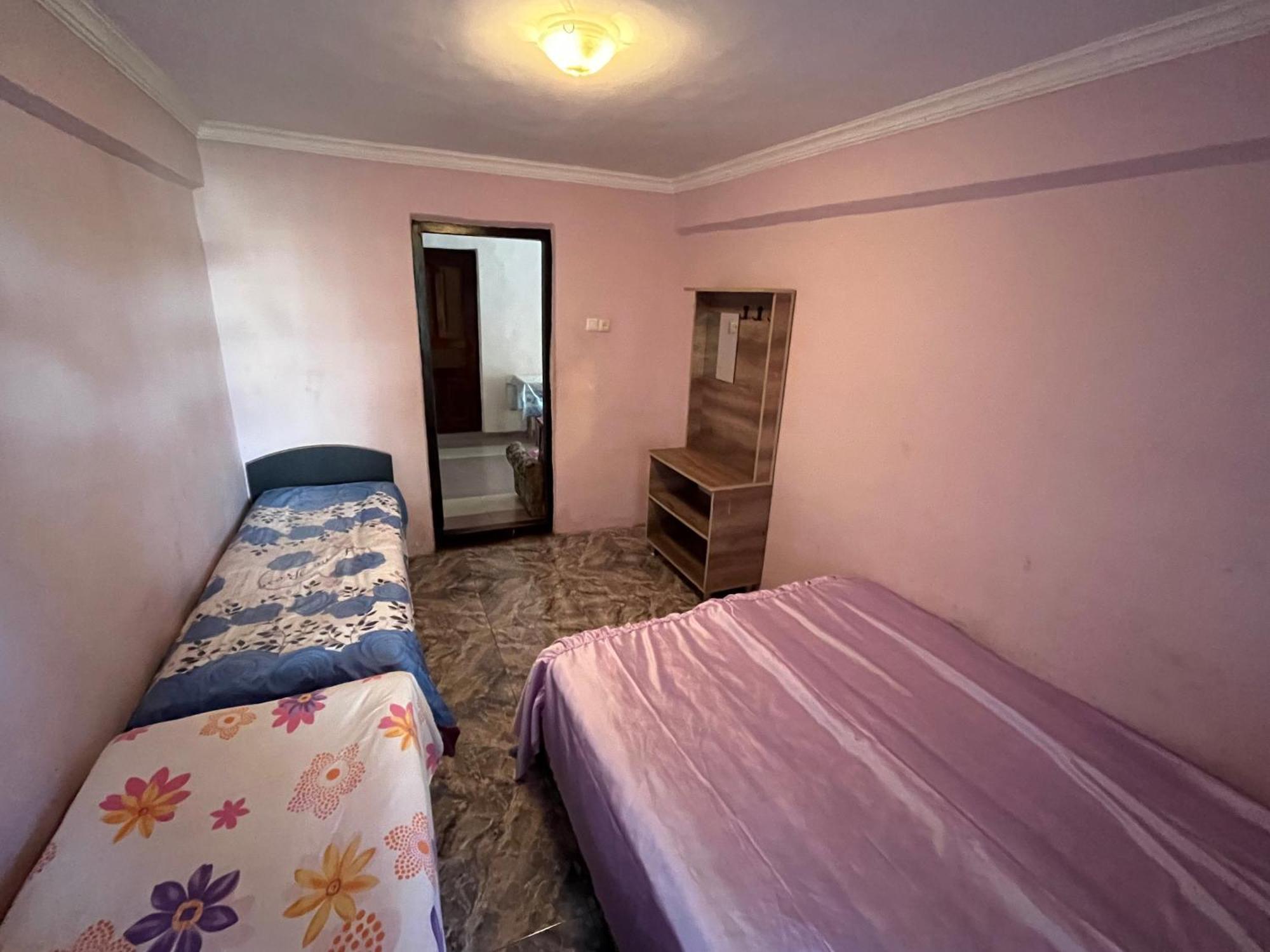 فندق Ok House! كوبوليتي المظهر الخارجي الصورة