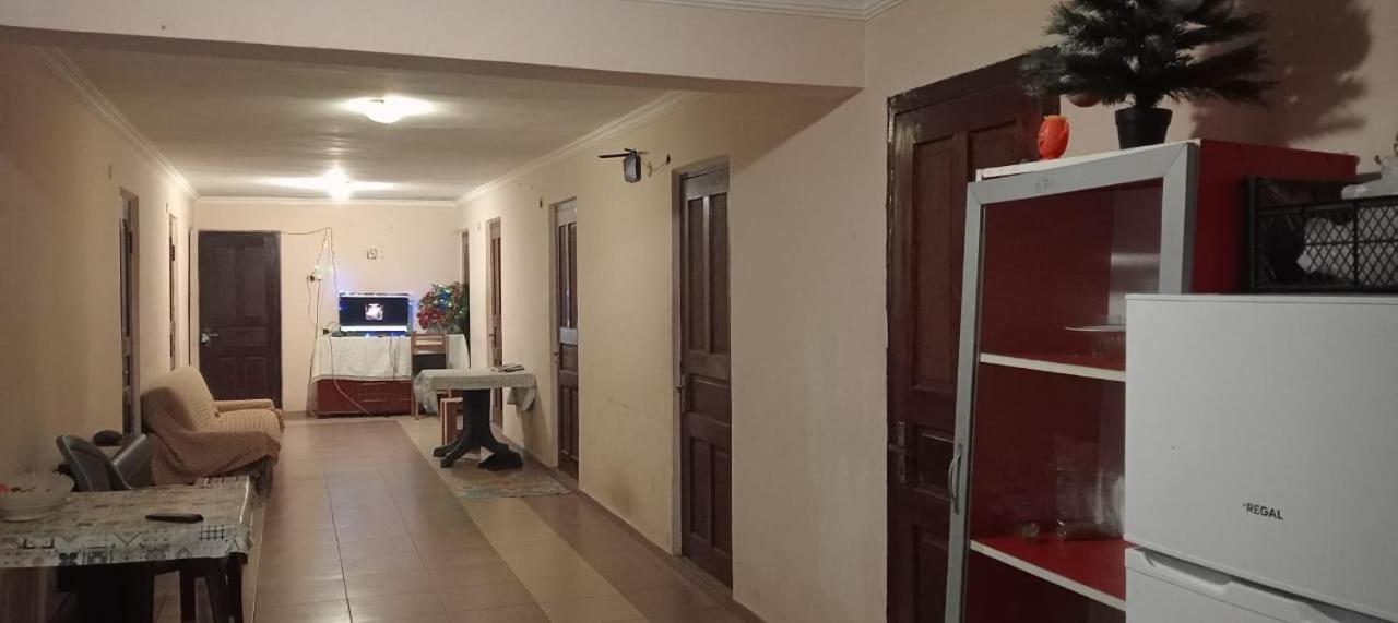 فندق Ok House! كوبوليتي المظهر الخارجي الصورة